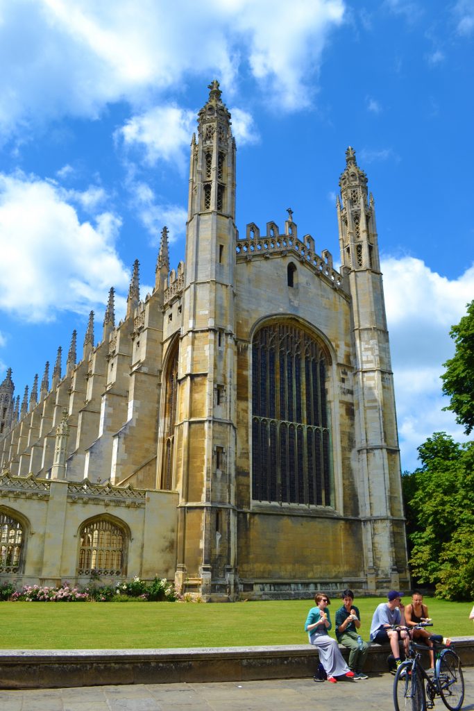 King's College Chapel | Walking in Cambridge | Backpacking with Bacon