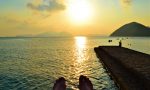 Sunset at Repulse Bay | Why Booking Last Minute is Smart | Backpacking with Bacon