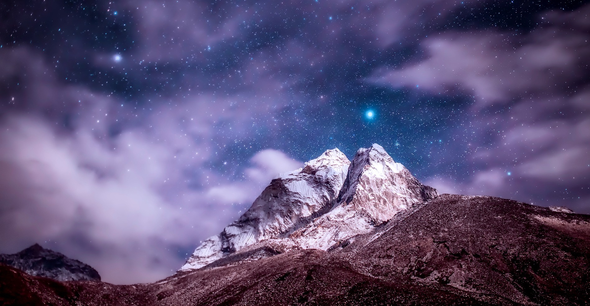 Himalayas at Night | Backpacking with Bacon | Budget Travel Blog